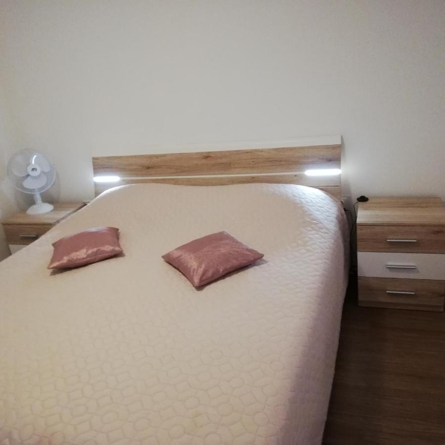 Apartman Rose Apartment Rijeka Exterior photo